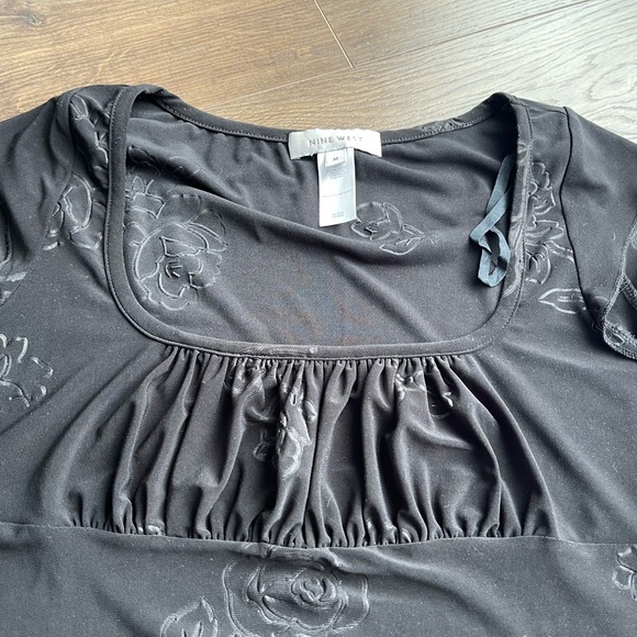 Nine West Top - Picture 2 of 5